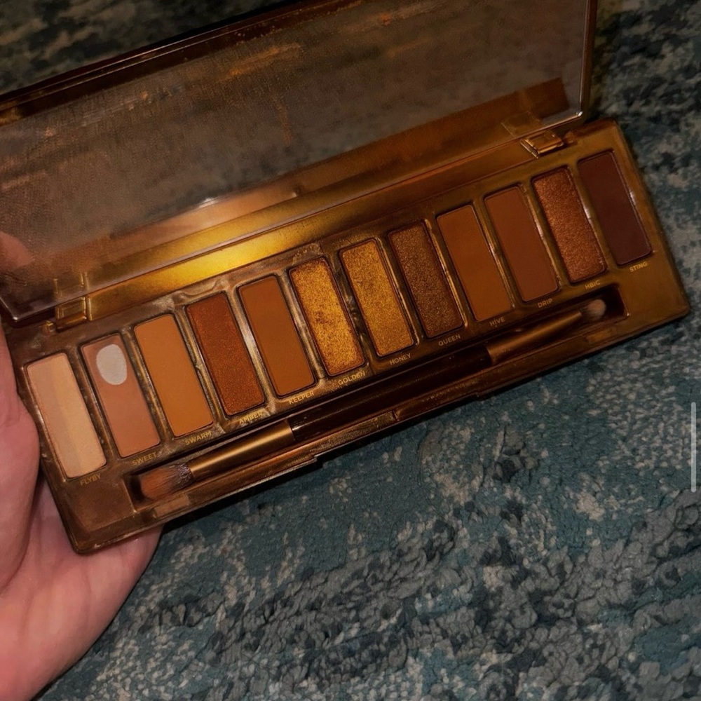 Urban Decay Naked Honey